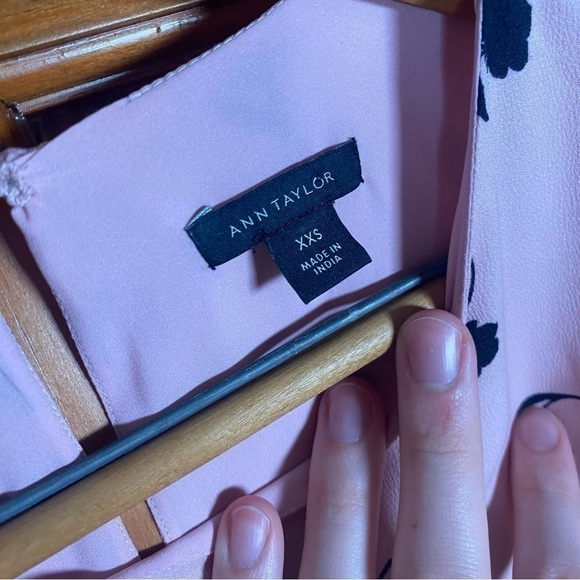 Ann Taylor Pink Floral Dress with Ruffle Hem - Picture 9 of 9